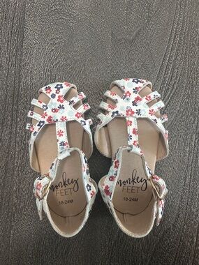 Monkey Feet White Floral Toddler Sandals with Pink & Navy Flowers 18-24 m